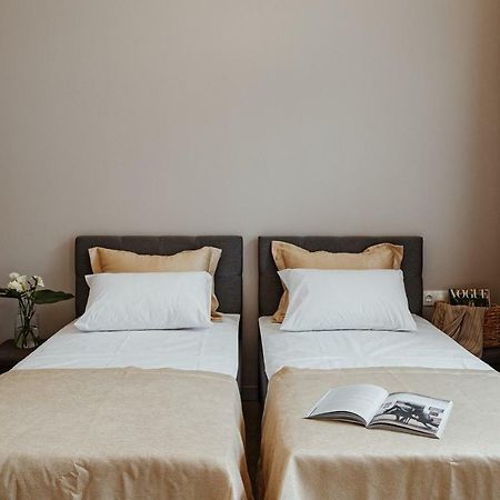 Central Barkar Apartments Odessa Buitenkant foto