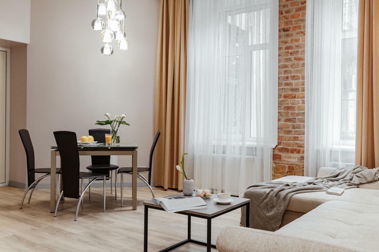 Central Barkar Apartments Odessa Buitenkant foto